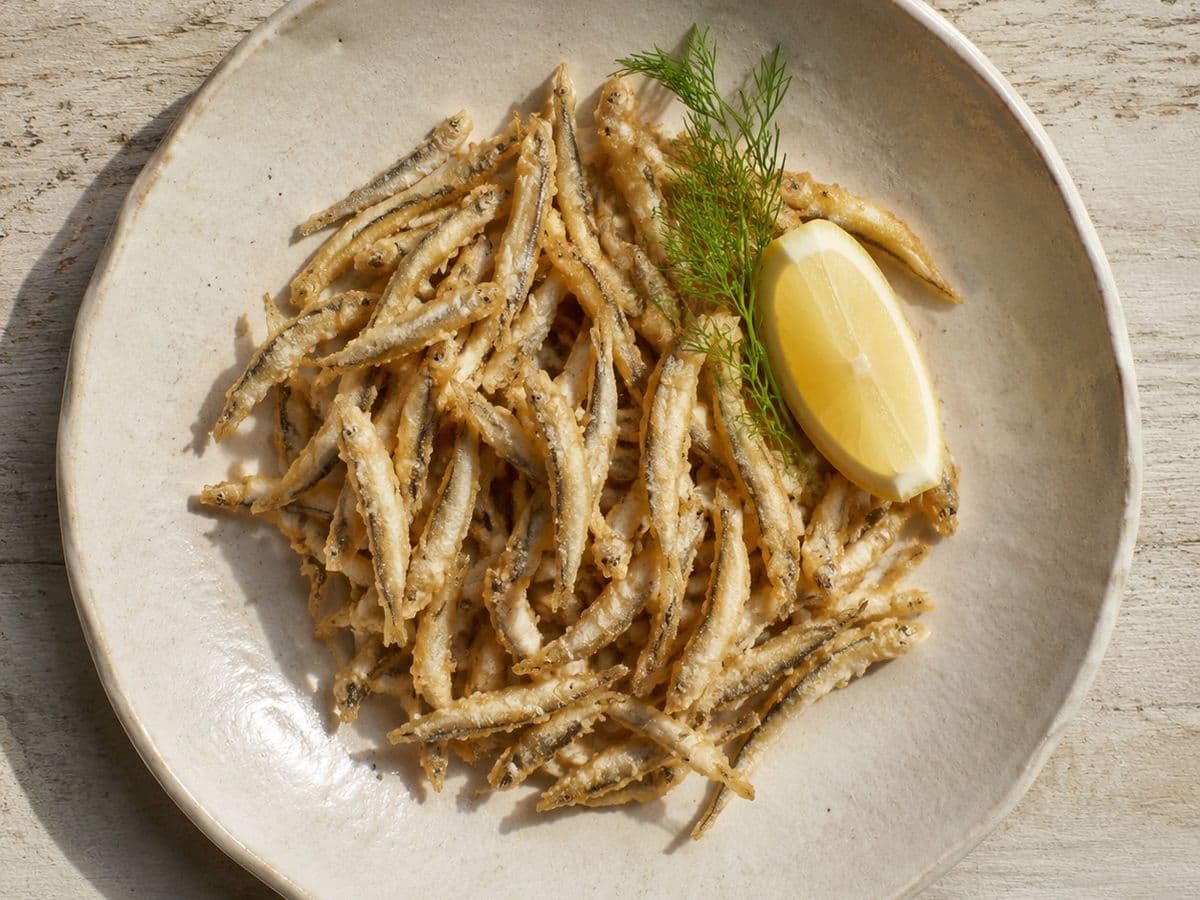 Marides, plated as one serving.