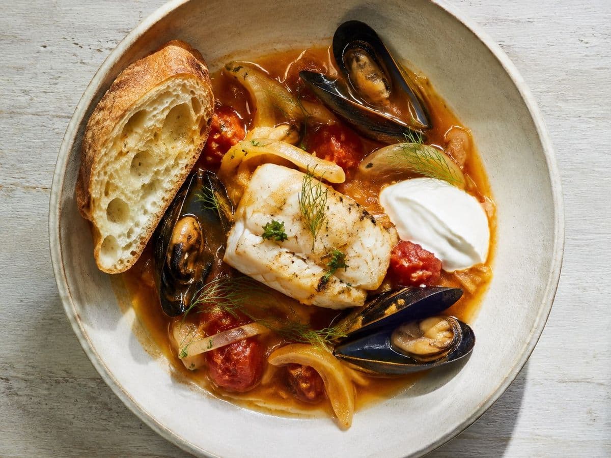 Soupe de Poisson, plated as one serving.