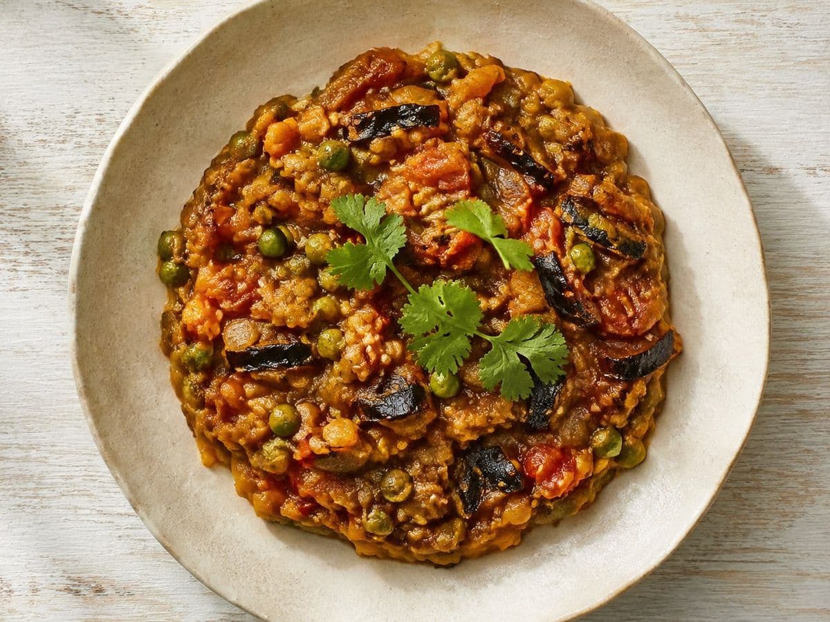 Baingan Bharta, plated as one serving.