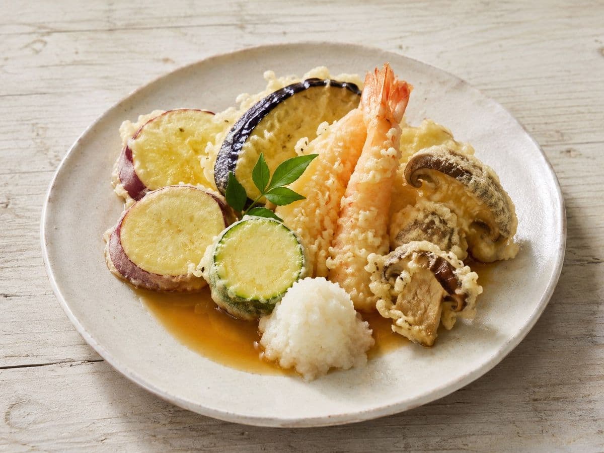 Tempura Moriawase, plated as one serving.