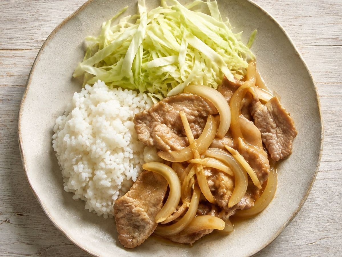 Buta no Shogayaki, plated as one serving.