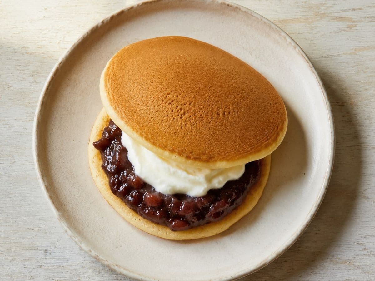 Dorayaki, plated as one serving.