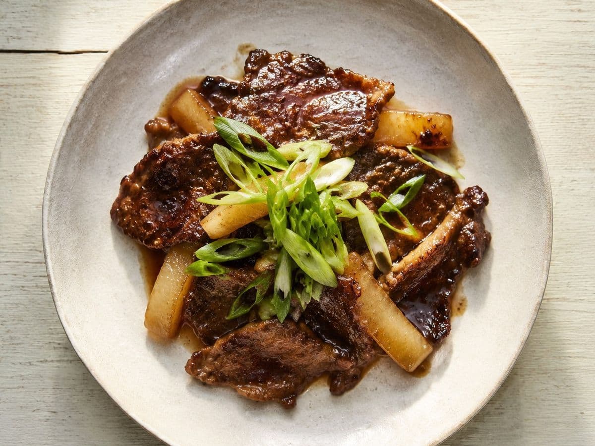 Galbi, plated as one serving.