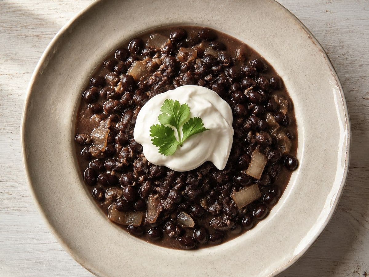 Frijoles de Olla, plated as one serving.