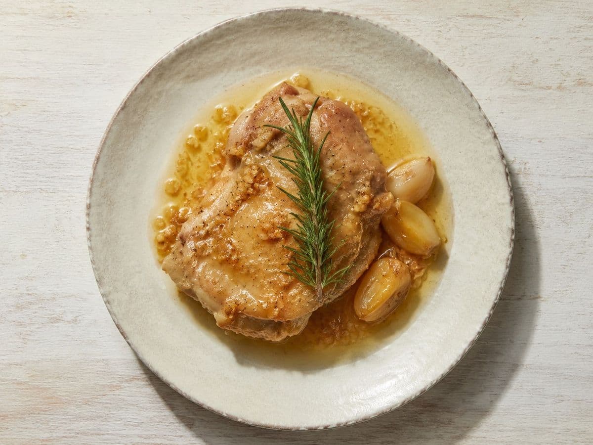 Garlic Chicken, plated as one serving.