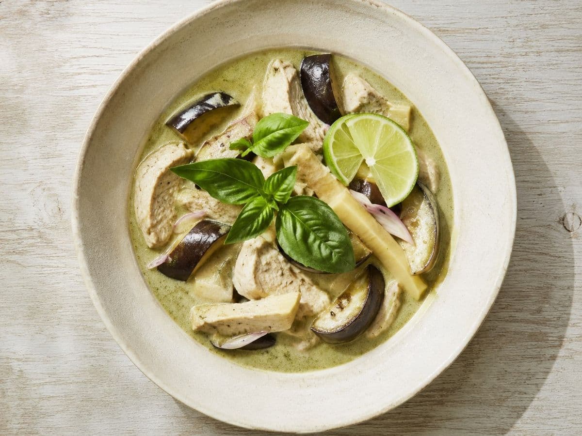 Green Chicken Curry, plated as one serving.